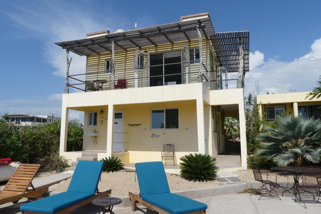 Casa Flores Casitas Todos Santos Eksteriør billede